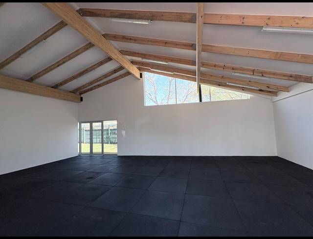 129M² OFFICE TO LET IN KYALAMI